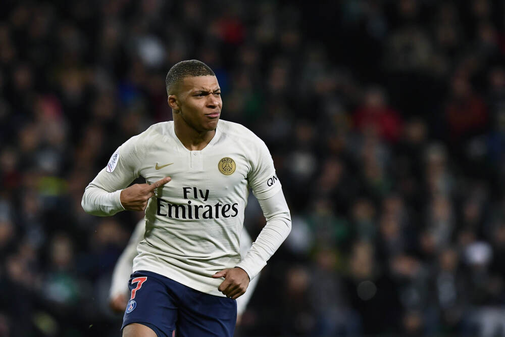 孟晚舟发布新年致辞，透露华为2026战略方向